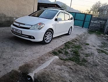 Honda Stream: 2004 г., 2 л, Автомат, Бензин, Универсал — 5