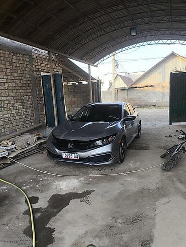 spark 2012: Honda Civic: 2020 г., 2 л, Вариатор, Бензин, Седан — 1