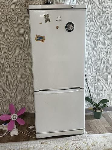 Холодильник Indesit, Двухкамерный, 60 *