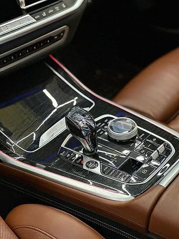 кузов bmw: BMW X7: 2020 г., Автомат, Дизель, Внедорожник — 7