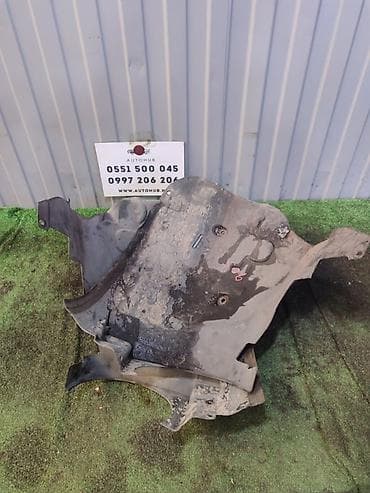 подкрылок ист: Подкрылок (защита колёсной арки) для Mercedes‑Benz C‑Class W203 — 1