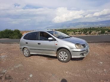 Продажа авто: Nissan Tino: 2003 г., 2.2 л, Механика, Бензин, Хэтчбэк — 5