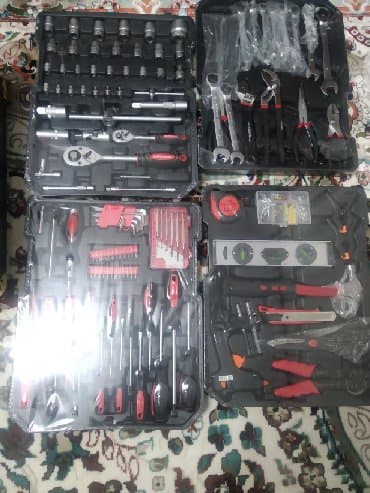 садовые инструменты: Сантехнический набор ключей
Производство- Германия — 2