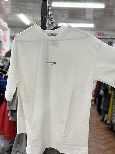 роналду футболка: Футболки базовые с минималистичными принтами/логотипами. - Крой — 3