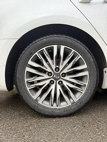 kia: Литые Диски R 18 Kia, отверстий - 5 — 1