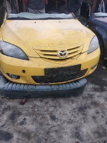 Продаю на запчасти мазда 3