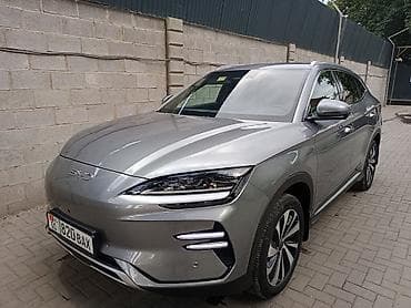 подсветка салон: BYD Song Plus: 2023 г., Электромобиль — 2