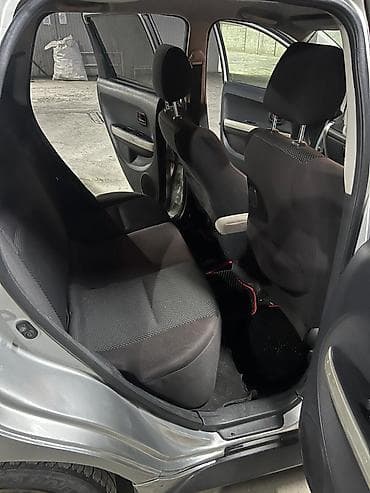 Транспорт: Toyota Ist: 2004 г., 1.5 л, Автомат, Бензин, Хэтчбэк — 7