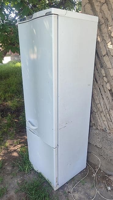 Ашкана техникасы: Холодильник с нижней морозильной камерой - Тип: двухкамерный — 1