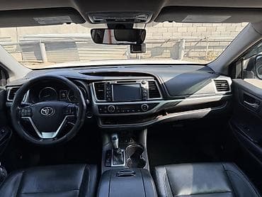 forester 2017: Toyota Highlander: 2017 г., 3.5 л, Типтроник, Бензин — 6