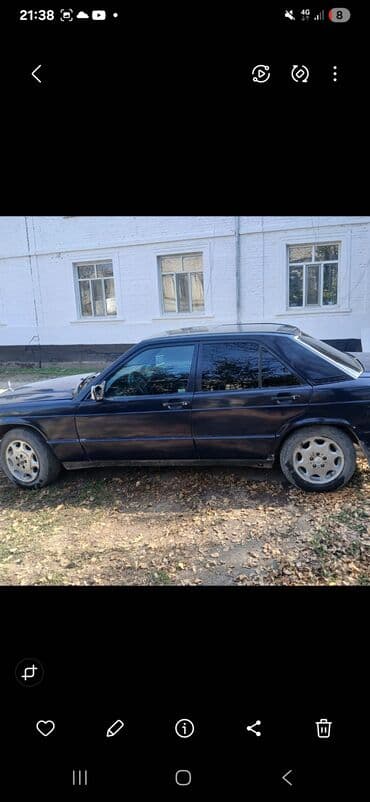 меняю дом на машину: Mercedes-Benz 190: 1993 г., 1.9 л, Механика, Бензиновая, Седан — 5
