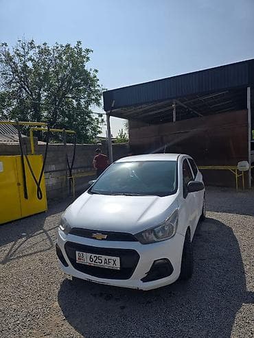 обмен на малолетражку: Chevrolet Spark: 2017 г., 1 л, Автомат, Бензин, Хэтчбэк — 3