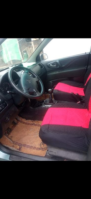 Mitsubishi Space Star: 2002 г., 1.6 л, Кол менен иштөөчү, Бензин, Бус — 2