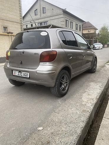 прадо 78: Toyota Yaris: 2004 г., 1.3 л, Автомат, Бензин, Хэтчбэк — 2