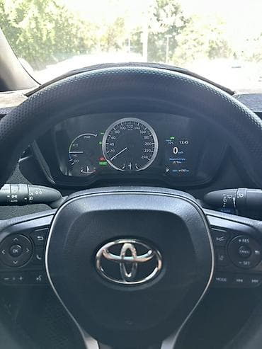 Унаа: Toyota Corolla: 2022 г., 1.8 л, Вариатор, Гибрид, Седан — 10