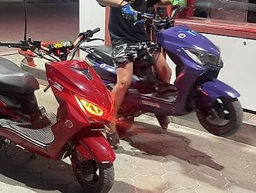 sprinter 4 4: Макси-скутер Yamaha, 175 куб. см, Бензин, Б/у — 2