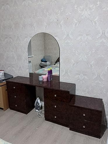 Эмерек гарнитурлары: Уктоочу бөлмө гарнитуру, Колдонулган, Эки кишилик керебет, Жыгач, Өзү алып кетүү, түсү - Күрөң — 2