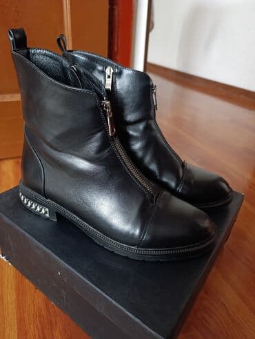 Оксфорды: Продается деми Челси в отличном состоянии размер 39. Размер в размер — 2