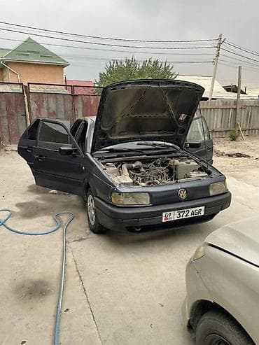 sprinter 2 2: Volkswagen Passat: 1988 г., 2 л, Механика, Бензин, Седан — 5