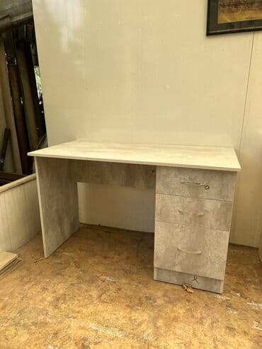 письменные столы цена: Письменный стол, Новый — 1