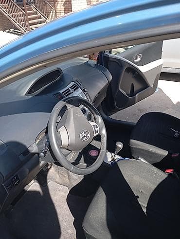 mini kuper: Toyota Yaris: 2008 г., 1.3 л, Робот, Бензин, Хэтчбэк — 6