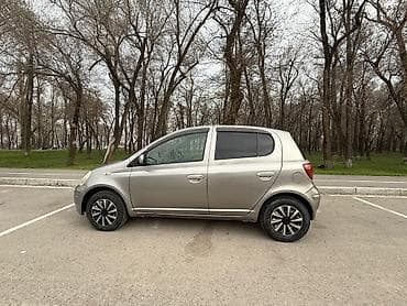 тайота витз: Toyota Vitz: 2003 г., 1.3 л, Вариатор, Бензин, Хэтчбэк — 3