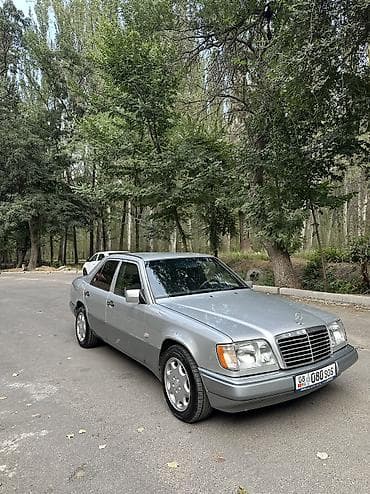 Mercedes-Benz W124: 1995 г., 3.2 л, Автомат, Бензин, Седан at lalafo.kg Mercedes-Benz W124: 1995 г., 3.2 л, Автомат, Бензин, Седан
