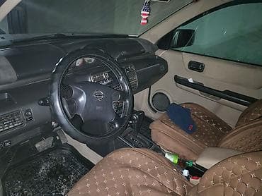 Nissan: Nissan X-Trail: 2001 г., 2 л, Автомат, Бензин, Кроссовер — 5