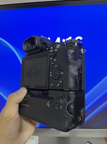 jbl party box: Беззеркальная цифровая камера Sony Alpha a7S 16-50мм в комплекте с — 4