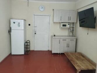 очень срочно продаю квартиру: 1 комната, Агентство недвижимости, Без подселения, С мебелью полностью — 4