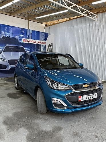Chevrolet Spark: 2018 г., 1 л, Автомат, Бензин, Хэтчбэк — 9