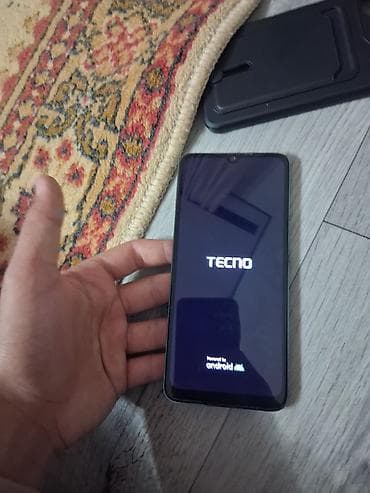 комтер: Tecno Spark, Б/у, 64 ГБ, цвет - Зеленый — 2