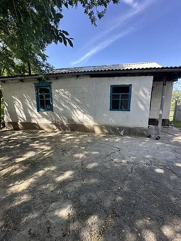 3 к: 📍 В Сокулуке продаётся дом на участке 6 соток. 🏡Дом состоит из 3 х — 3