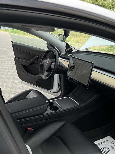 Tesla: Tesla Model Y: 2021 г., Автомат, Электромобиль, Кроссовер — 9