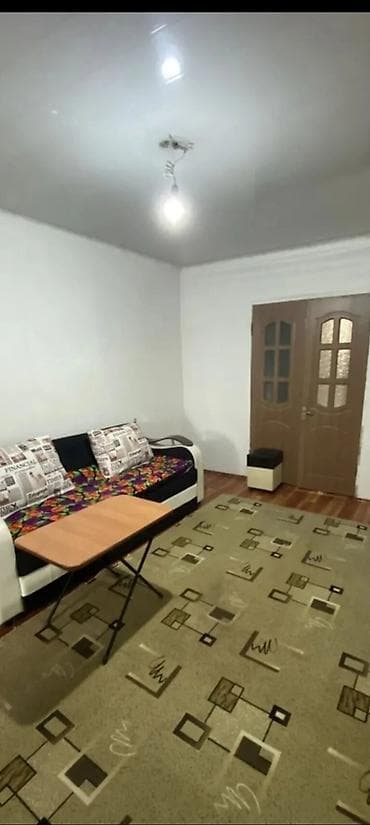 hostel osh: 59 м², 3 комнаты, Парковка, Забор, огорожен — 2