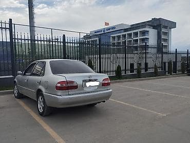 platz vitz: Toyota Corolla: 1998 г., 1.5 л, Автомат, Бензин, Седан — 4