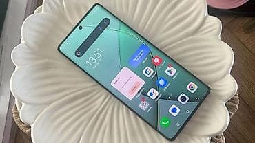p 10: Tecno Spark 20 Pro, Б/у, 256 ГБ, цвет - Черный, 2 SIM — 1