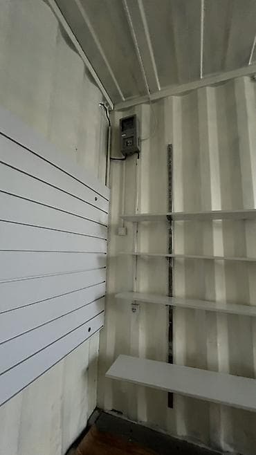 металлический гараж: Морской контейнер 20 футов, переоборудованный под торговую — 5