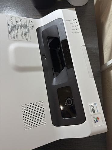 проектор лазерный: Epson EB-725Wi — это ультракороткофокусный интерактивный лазерный — 3