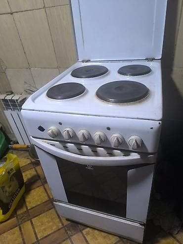 чуки: Электрическая плита Indesit с духовкой - 4 электрические конфорки — 2