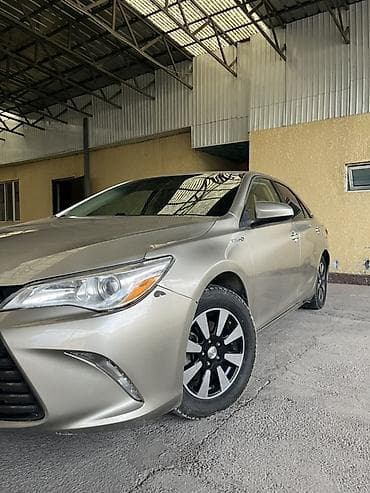 чехлы приус: Toyota Camry: 2016 г., 2.5 л, Автомат, Гибрид, Седан — 8