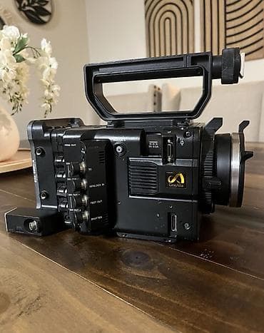 видео камира: Срочно продаю кинокамеру sony f5 cine alta стоит prores mode камера — 2