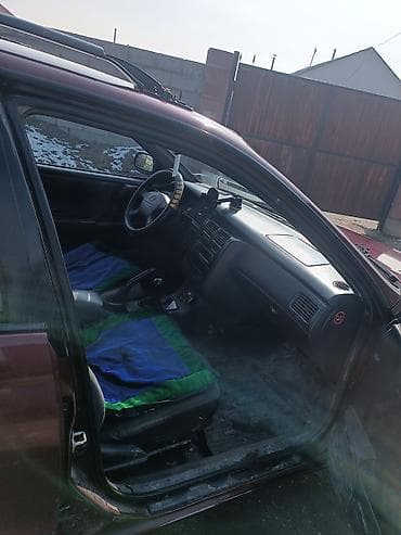 Toyota: Toyota Carina E: 1996 г., 1.6 л, Механика, Бензин, Универсал — 10