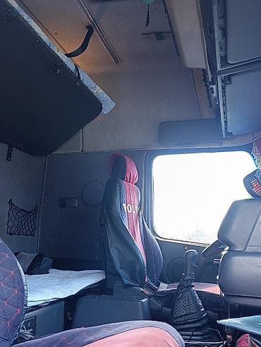 Унаа: Жүк ташуучу унаа, Volvo, Стандарт, Колдонулган — 5