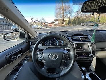 Toyota: Toyota Camry: 2012 г., 2.5 л, Вариатор, Гибрид, Седан — 10