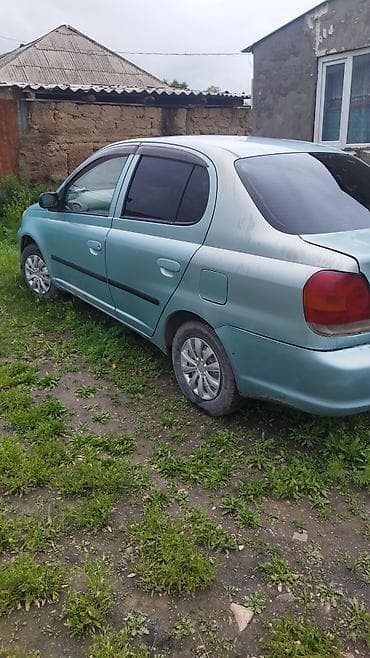 вариант бар: Toyota Platz: 2003 г., Автомат, Бензин, Седан — 3