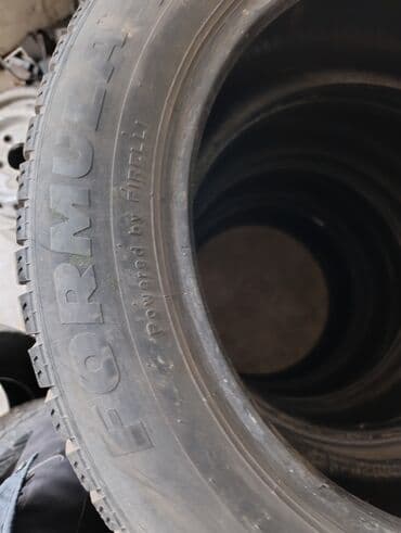 оборудование для шиномонтаж: Комплект зимних шипованных шин (4 шт.) - Размер: 235/55 R18 - — 2