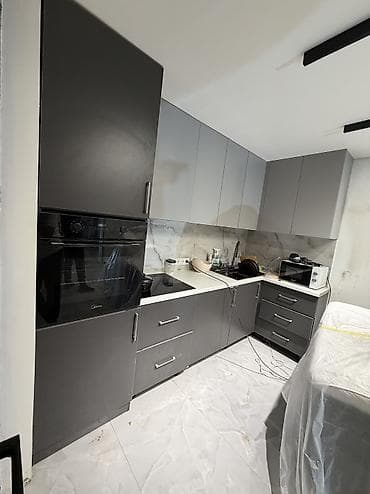 Кухонный гарнитур, цвет - Серый at lalafo.kg Кухонный гарнитур, цвет - Серый