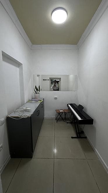 ⠀ ⠀ ⠀ ⠀ ⠀ ⠀ ⠀ Продаётся помещение ⠀ • 9 комнатное, 142.52м² • 1 этаж — 7