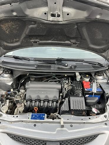 jetta 2: Honda Jazz: 2005 г., 1.3 л, Ручные, Бензин, Хэтчбэк — 10